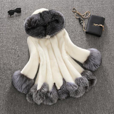 New Faux Coat White Gray With Hat Jacket Mink Luxury Long Coat Imitation Jacket Women Coat Plus Size 4XL WDC996