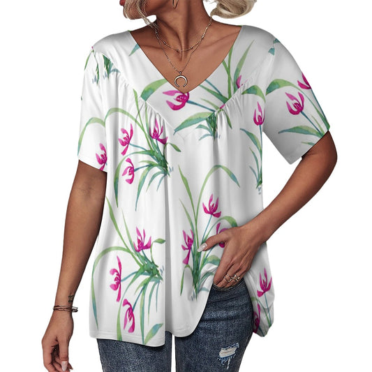 V-neck loose short sleeve T-shirt